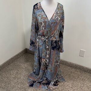 🐎 Kate and Lilly Semi Sheer Maxi Dress